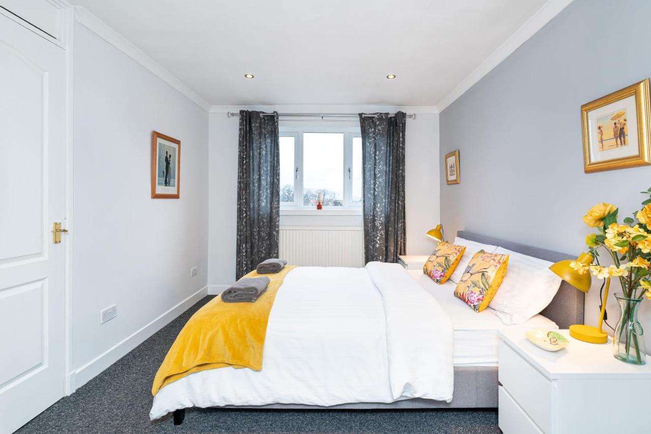 Lovely 3-Bedroom Flat With Free Parking Bridge of Allan Exterior foto